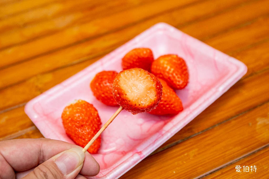 A-COOP超市湯布院店｜由布院超市推薦，湯之坪街道上 @愛伯特