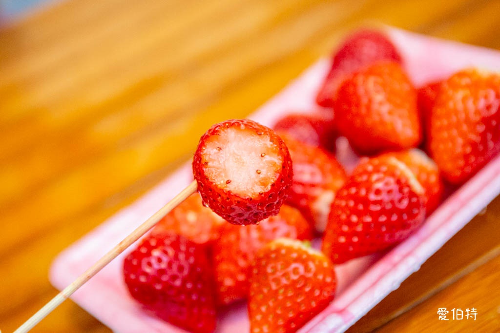 A-COOP超市湯布院店｜由布院超市推薦，湯之坪街道上 @愛伯特