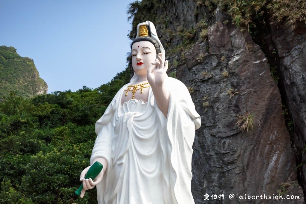 宜蘭龜山島登島賞鯨推薦｜優惠票、牛奶湖、龜山八景、島孤人不孤