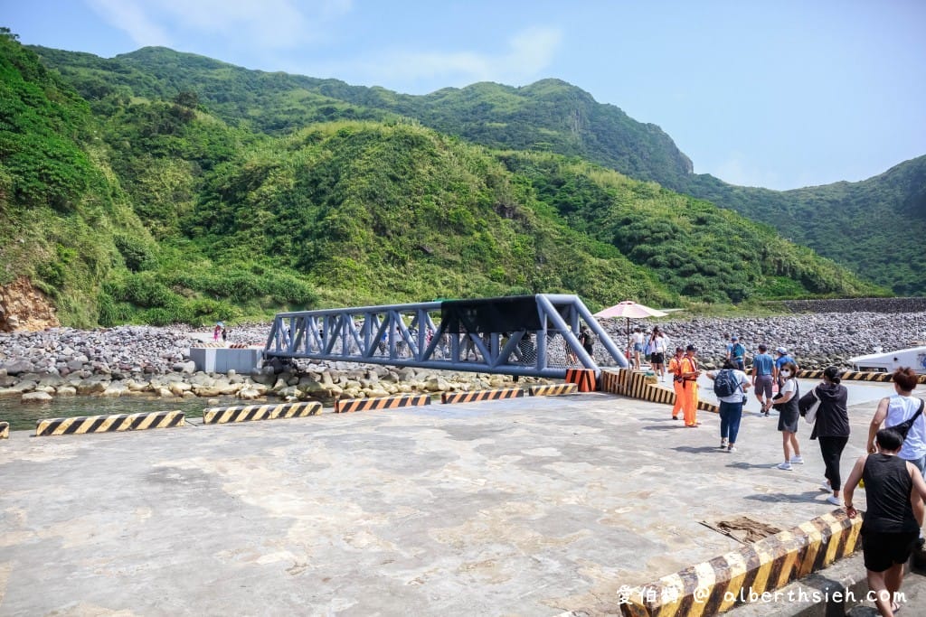 宜蘭龜山島優惠票｜烏石港賞鯨繞島牛奶湖三個願望一次滿足