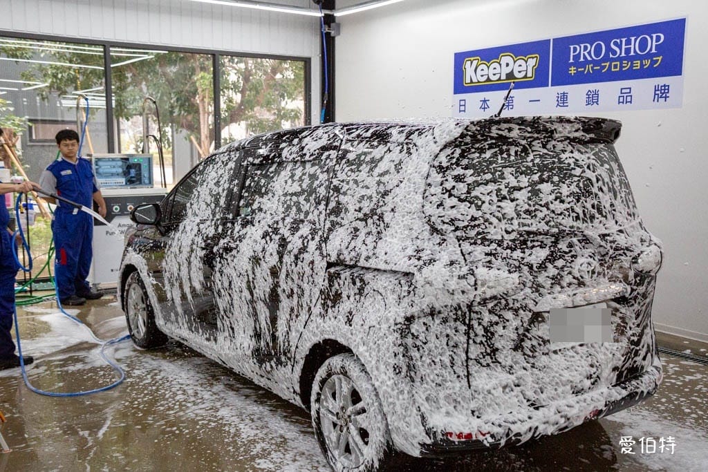 桃園汽車鍍膜推薦｜KeePer PRO SHOP桃園正光店，價格透明，服務細心