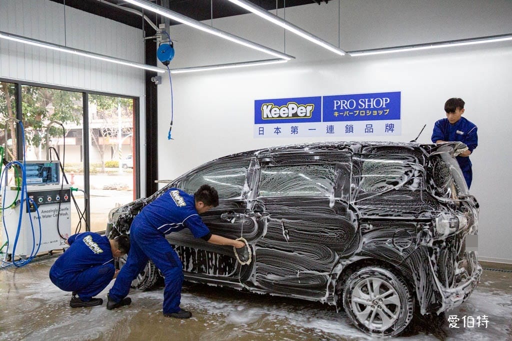 桃園汽車鍍膜推薦｜KeePer PRO SHOP桃園正光店，價格透明，服務細心