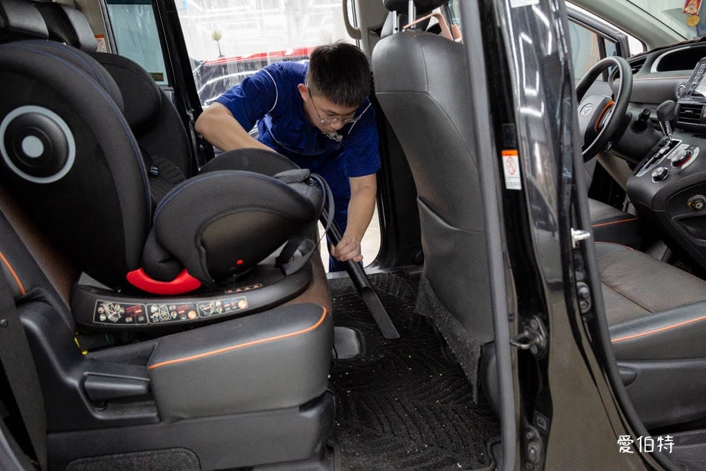 桃園汽車鍍膜推薦｜KeePer PRO SHOP桃園正光店，價格透明，服務細心