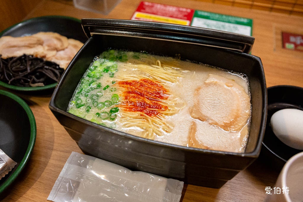 福岡必去景點|博多運河城,美食,必買品牌,水舞秀 @愛伯特