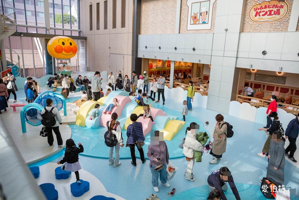 九州室內親子景點推薦｜福岡麵包超人兒童博物館攻略 @愛伯特