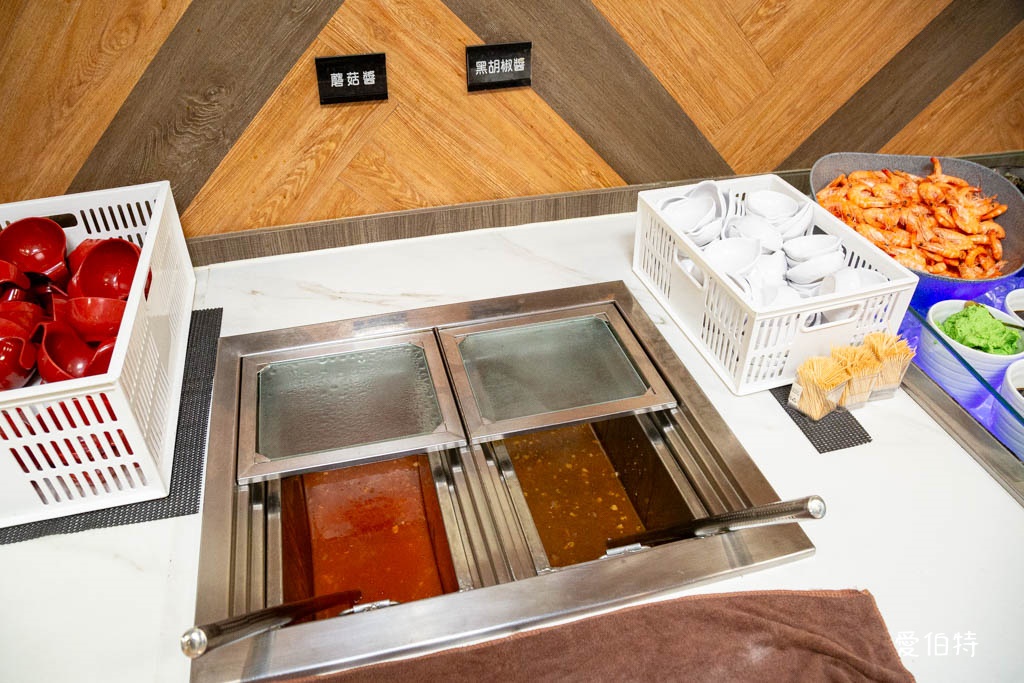 饗厚牛排桃園店|百道自助吧吃到飽399不收服務費 @愛伯特