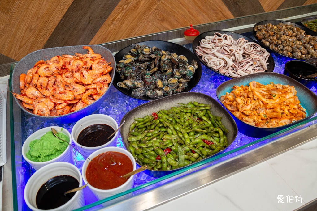 饗厚牛排桃園店|百道自助吧吃到飽399不收服務費 @愛伯特