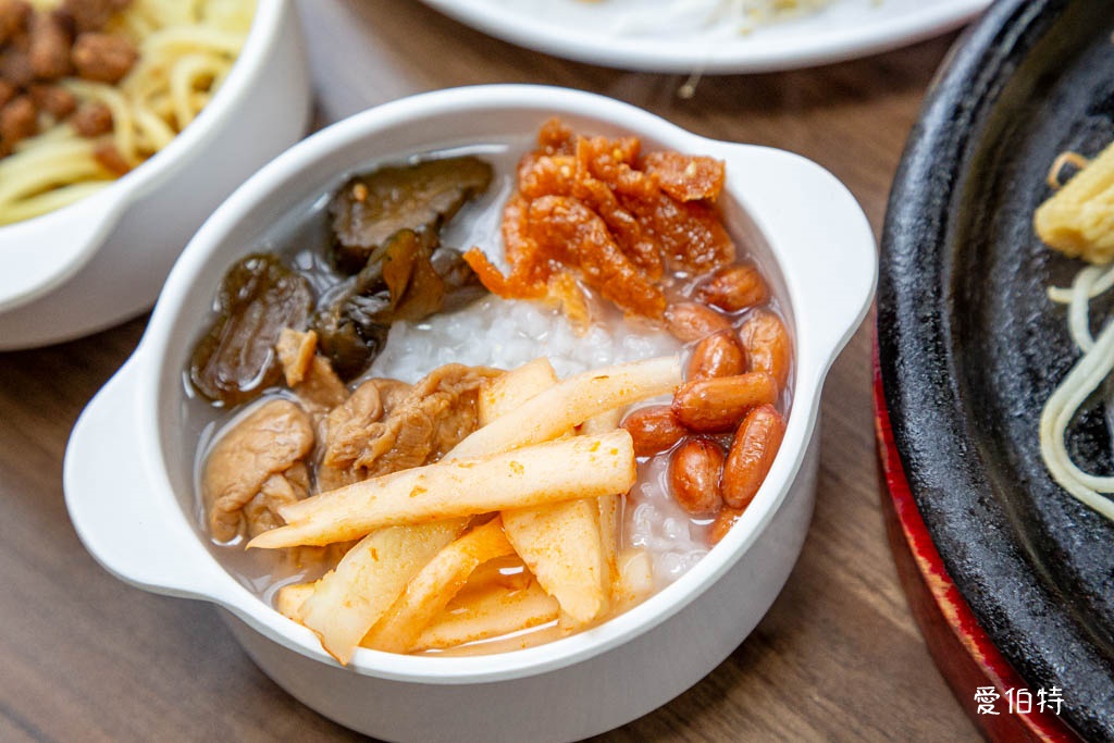 饗厚牛排桃園店|百道自助吧吃到飽399不收服務費 @愛伯特