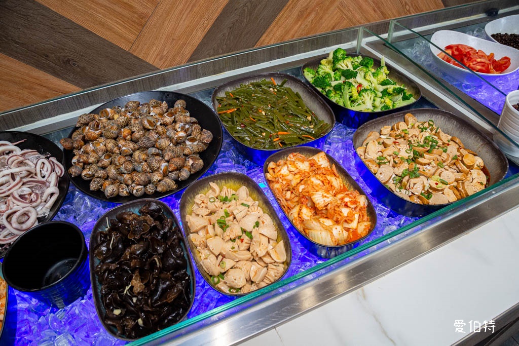 饗厚牛排桃園店|百道自助吧吃到飽399不收服務費 @愛伯特