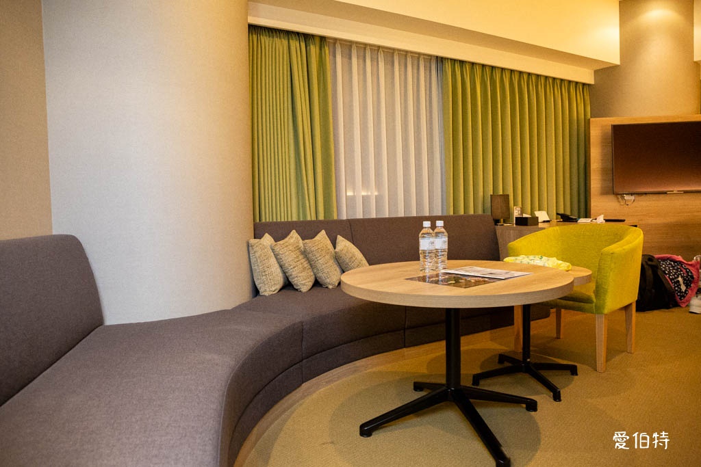 福岡住宿推薦｜福岡皇家花園飯店，博多站步行5分鐘行李寄放服務 @愛伯特