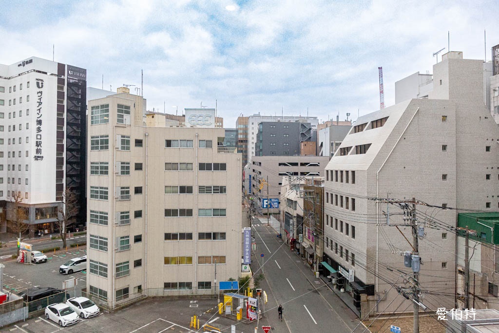 福岡住宿推薦｜福岡皇家花園飯店，博多站步行5分鐘行李寄放服務 @愛伯特