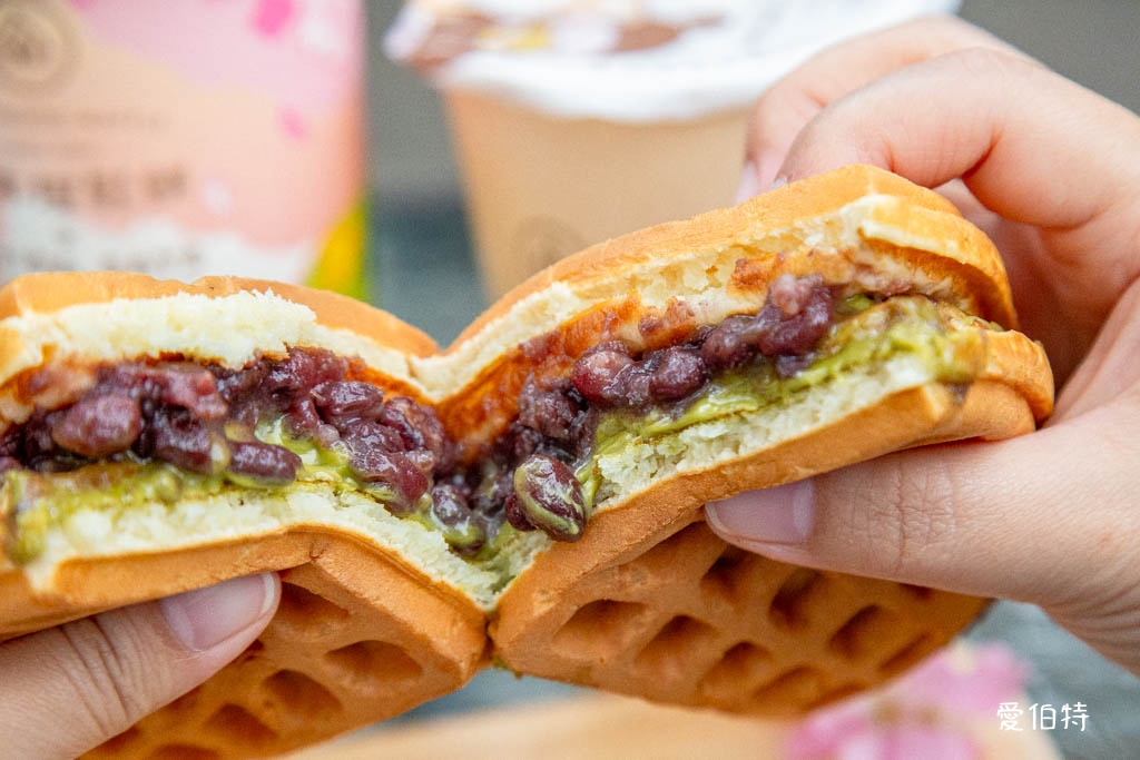 中壢小木屋鬆餅中央大學店｜菜單，鹹甜鬆餅，炸物飲品都好吃 @愛伯特