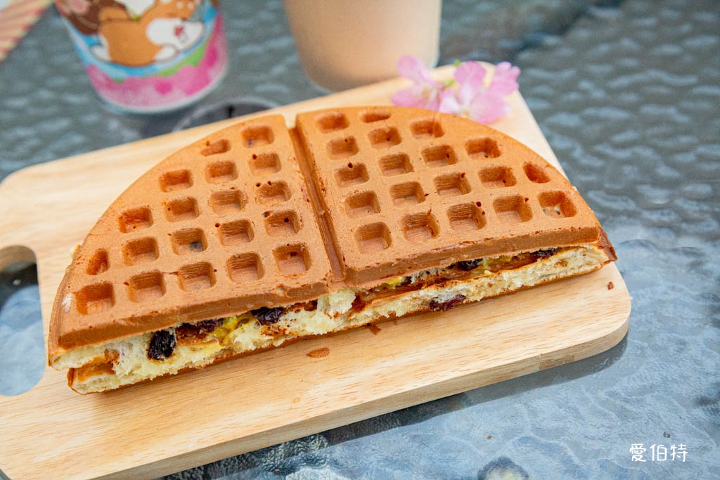 中壢小木屋鬆餅中央大學店|菜單,鹹甜鬆餅,炸物飲品都好吃 @愛伯特