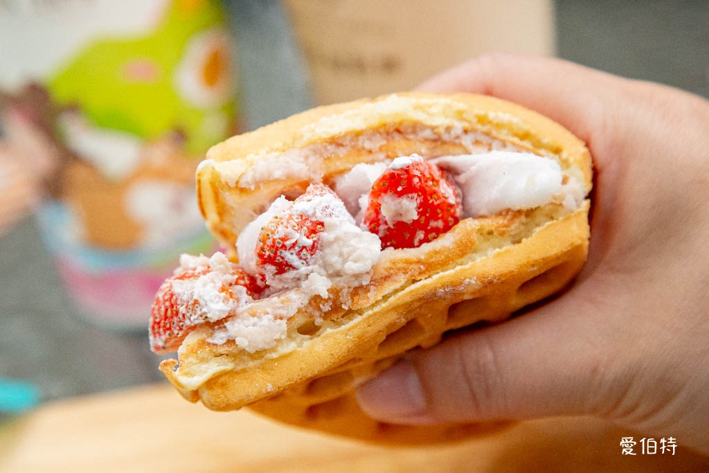 中壢小木屋鬆餅中央大學店|菜單,鹹甜鬆餅,炸物飲品都好吃 @愛伯特