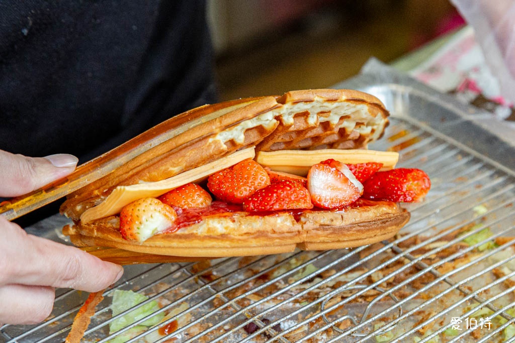 中壢小木屋鬆餅中央大學店｜菜單，鹹甜鬆餅，炸物飲品都好吃 @愛伯特
