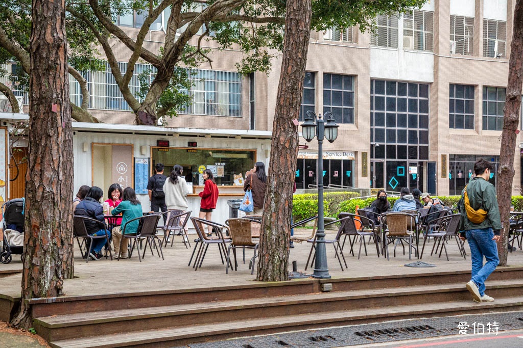 中壢小木屋鬆餅中央大學店｜菜單，鹹甜鬆餅，炸物飲品都好吃 @愛伯特