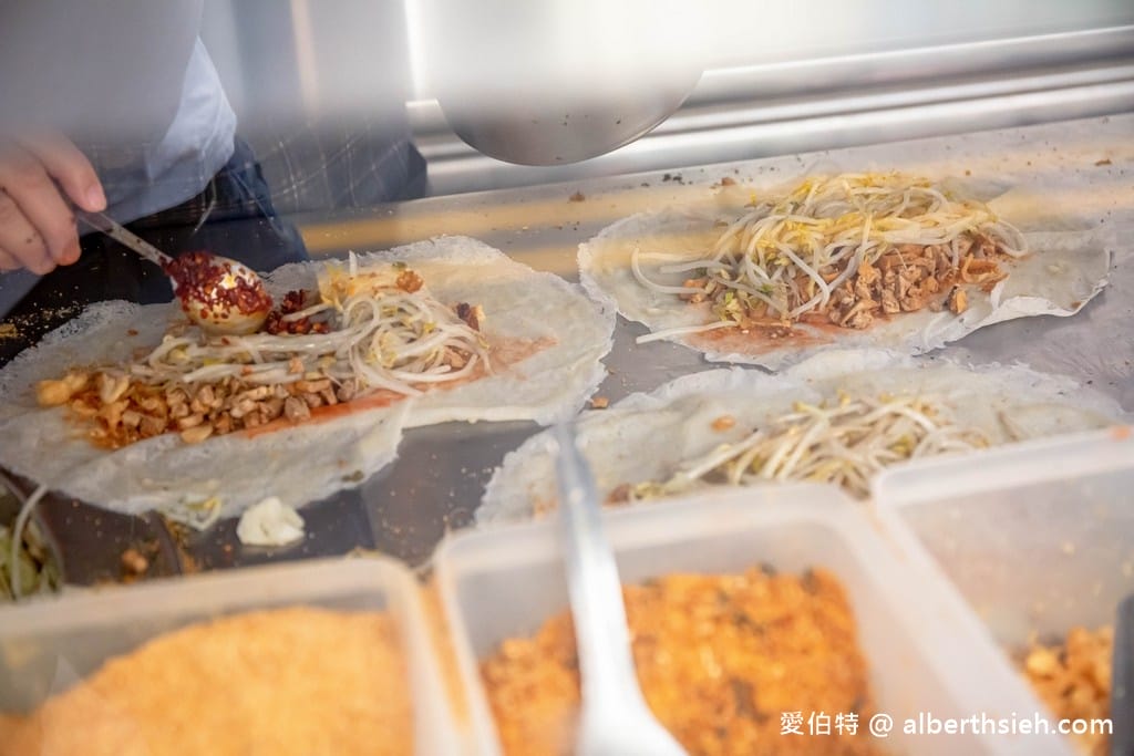 阿瑛潤餅|新竹城隍廟美食,在地人從小吃到大清脆爽口的美味潤餅 - 第9張圖 阿瑛潤餅|新竹城隍廟美食,在地人從小吃到大清脆爽口的美味潤餅