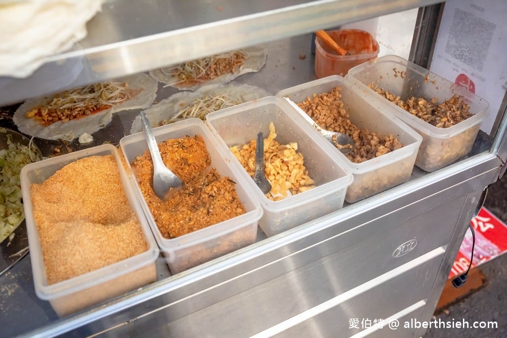 阿瑛潤餅|新竹城隍廟美食,在地人從小吃到大清脆爽口的美味潤餅 - 第8張圖 阿瑛潤餅|新竹城隍廟美食,在地人從小吃到大清脆爽口的美味潤餅