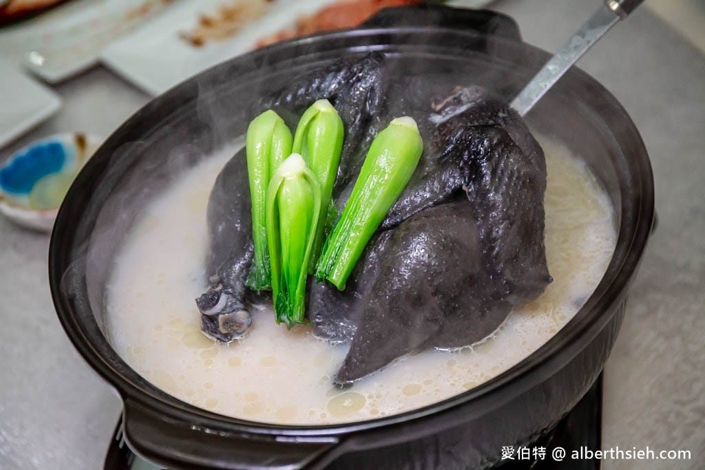 鳶山紅樓｜三峽無菜單合菜餐廳，高CP值超豪華景觀，家庭聚餐