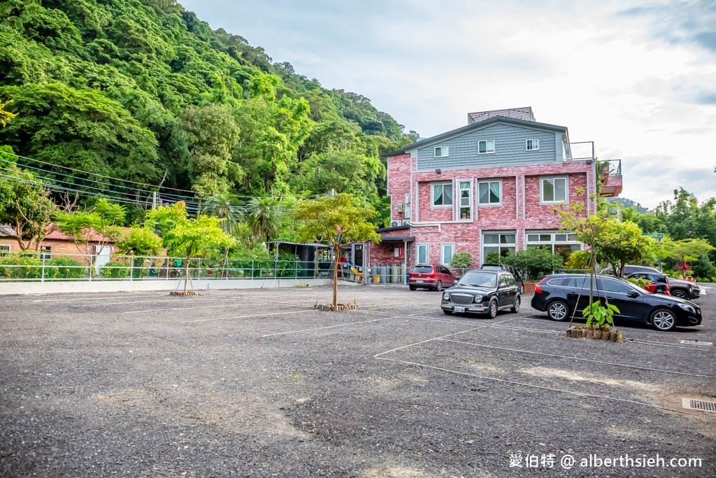 鳶山紅樓｜三峽無菜單合菜餐廳，高CP值超豪華景觀，家庭聚餐