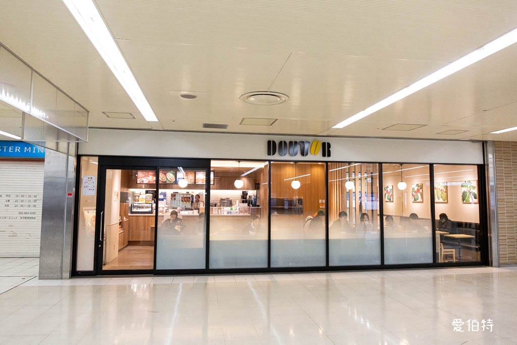 福岡住宿推薦｜福岡皇家花園飯店，博多站步行5分鐘行李寄放服務