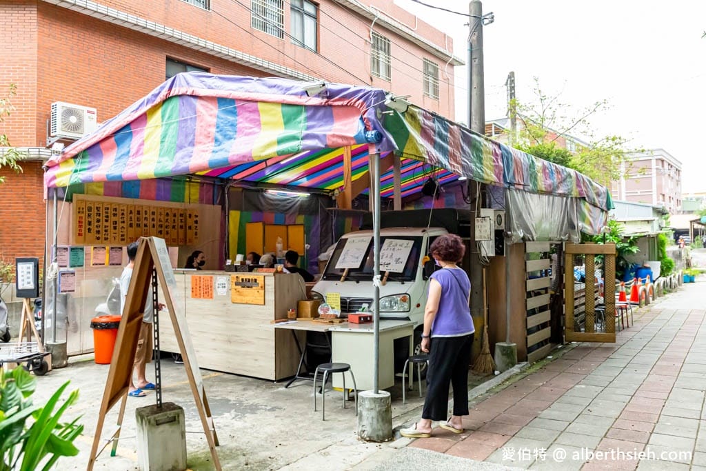 桃園平鎮義興公園臭豆腐｜在地人推薦隱藏版的爆汁臭豆腐
