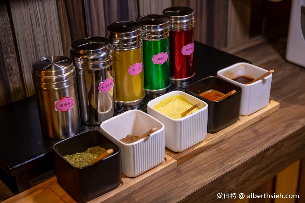 桃園藝文特區｜串串堂-烤物、炸物、宵夜，餐點菜單價格