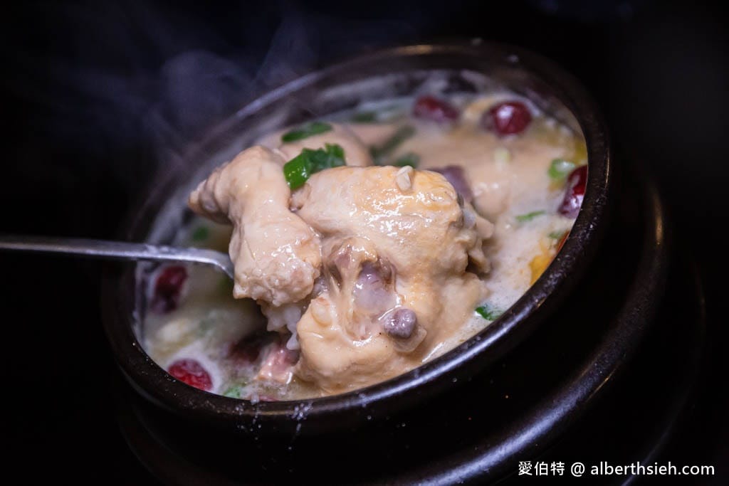 桃園韓歐尼慈文店｜石鍋拌飯必點，小菜無限續隨你吃，附有停車場