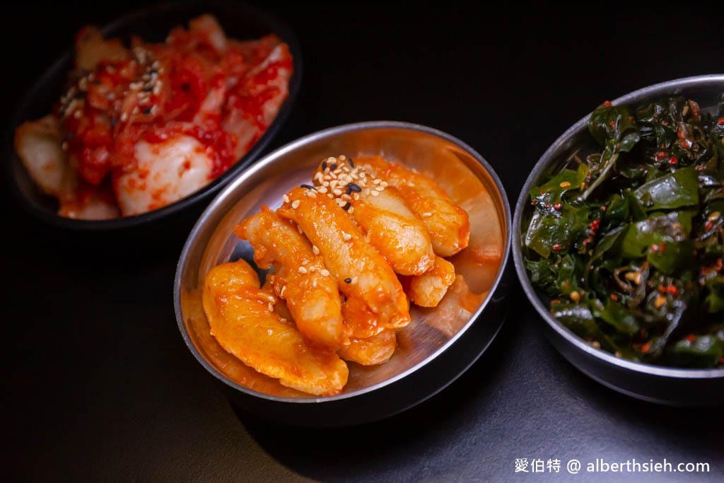 桃園韓歐尼慈文店｜石鍋拌飯必點，小菜無限續隨你吃，附有停車場