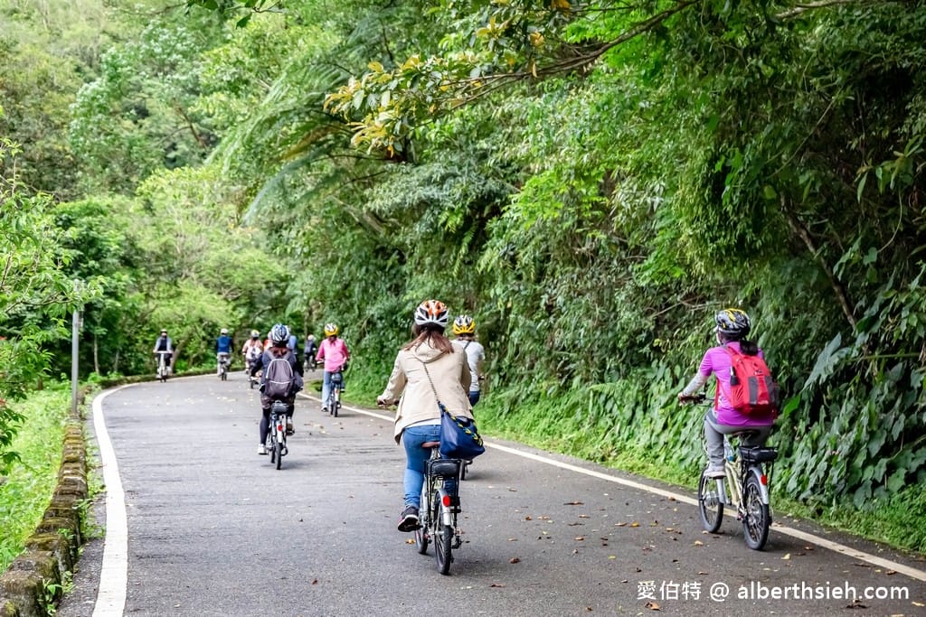 花蓮鯉魚潭環潭自行車道｜東台灣最美單車路線，山林湖水圍繞