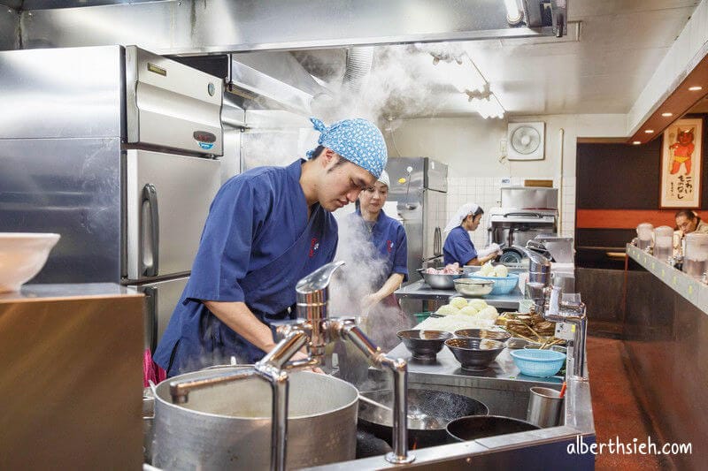博多川端どさんこ拉麵本店｜九州福岡美食，傳承50年的蔬菜拉麵