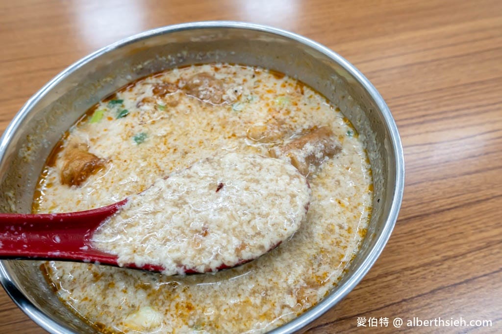 六福包子|桃園後站早餐,小籠包外皮Q彈,鹹豆漿也不錯 - 第22張圖 六福包子|桃園後站早餐,小籠包外皮Q彈,鹹豆漿也不錯