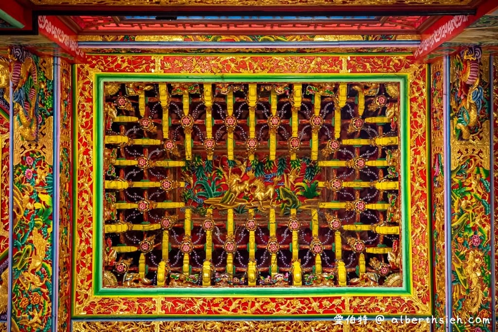 桃園大園仁壽宮｜供奉感天大帝藥師佛求藥籤，高30米九龍通天柱