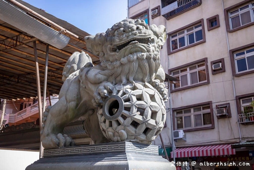 桃園大園仁壽宮｜供奉感天大帝藥師佛求藥籤，高30米九龍通天柱