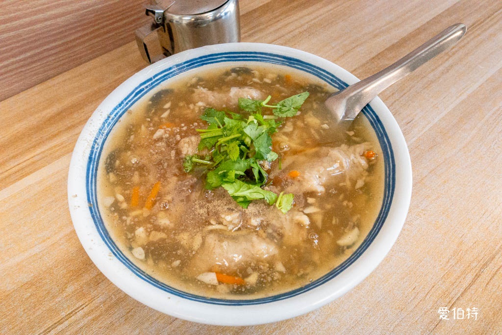 桃園陳記涼麵蒜味肉羹｜建新公園早午餐，蒜味真的很狂 @愛伯特