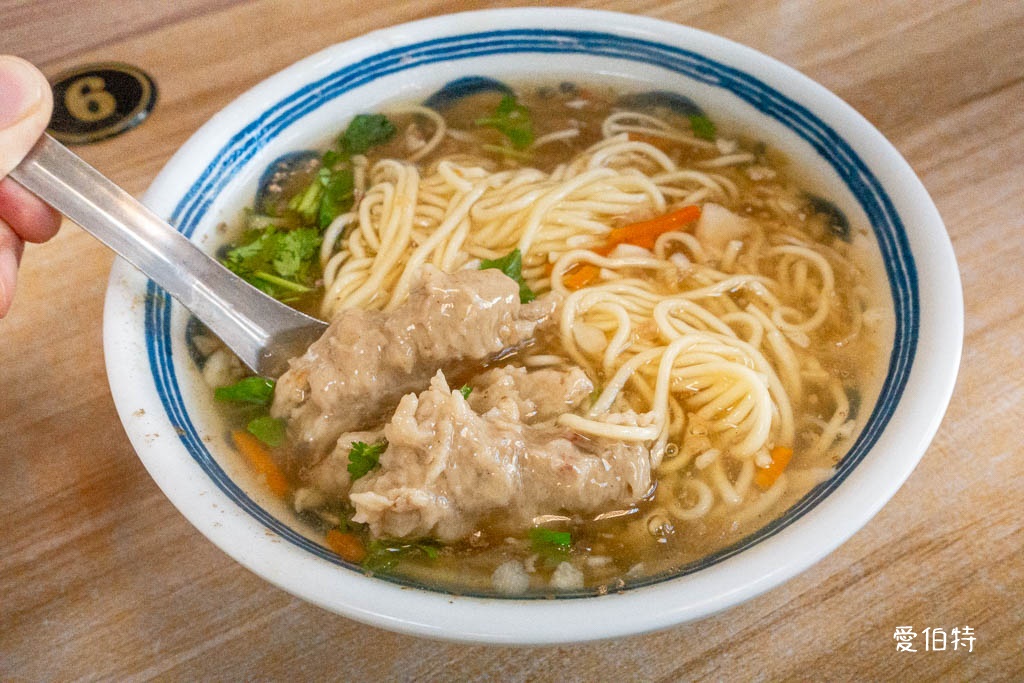 桃園陳記涼麵蒜味肉羹｜建新公園早午餐，蒜味真的很狂 @愛伯特