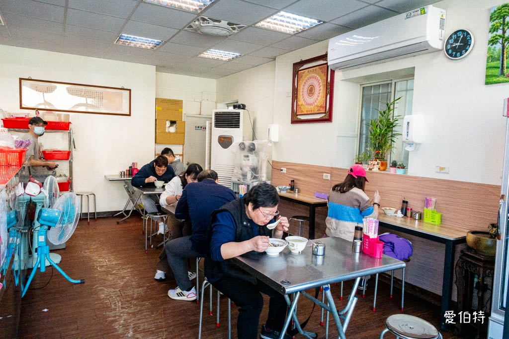 桃園陳記涼麵蒜味肉羹｜建新公園早午餐，蒜味真的很狂 @愛伯特