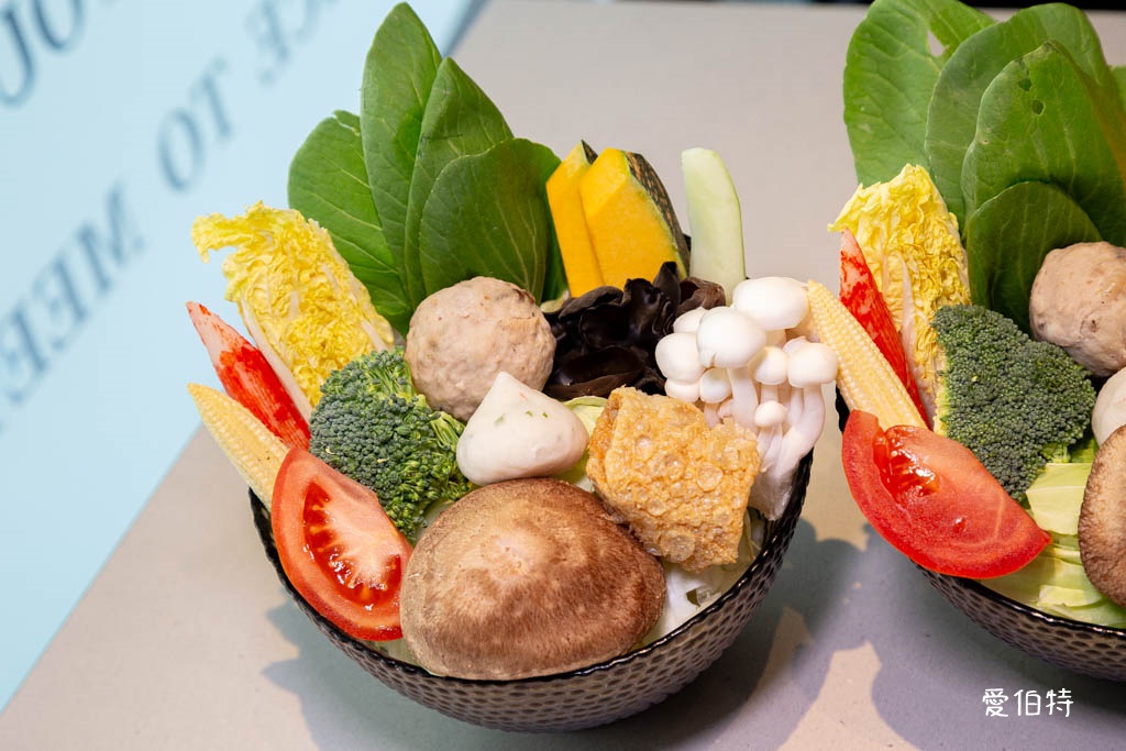 桃園海鮮火鍋推薦｜派大鮮精緻鍋物，現撈現殺龍虎石斑，免費停車 @愛伯特