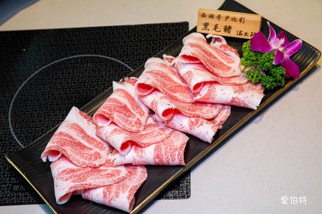 桃園海鮮火鍋推薦｜派大鮮精緻鍋物，現撈現殺龍虎石斑，免費停車 @愛伯特