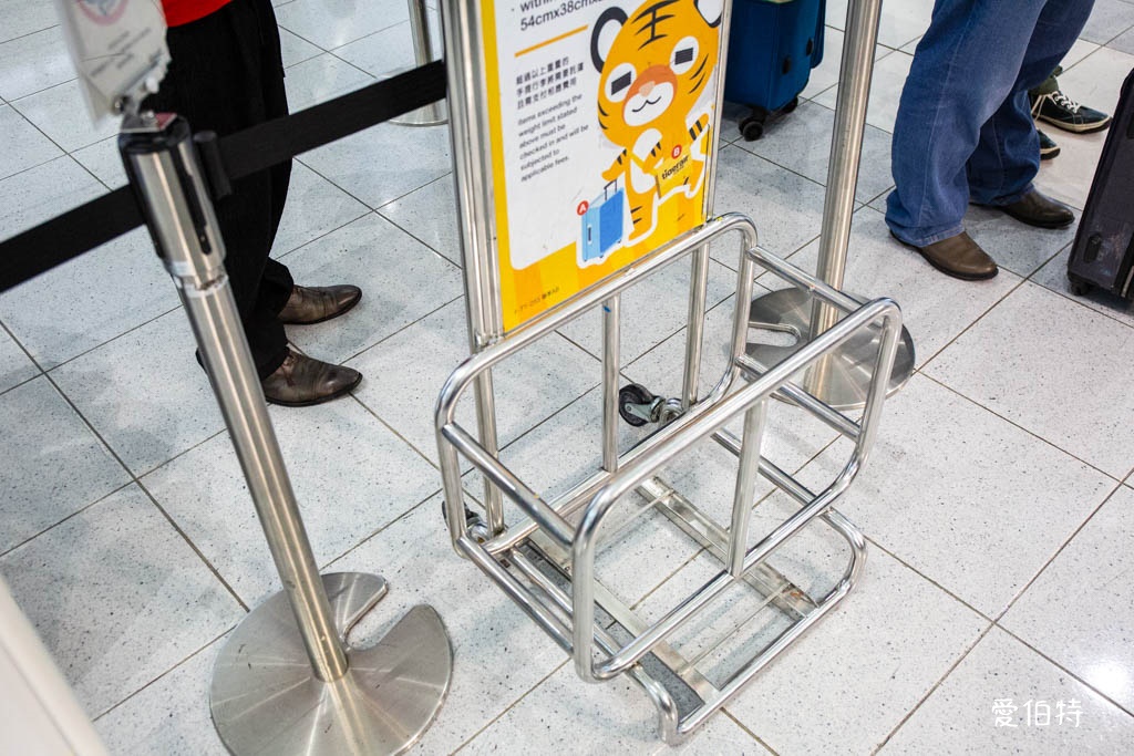 福岡機場國際線怎麼到博多,天神站? @愛伯特