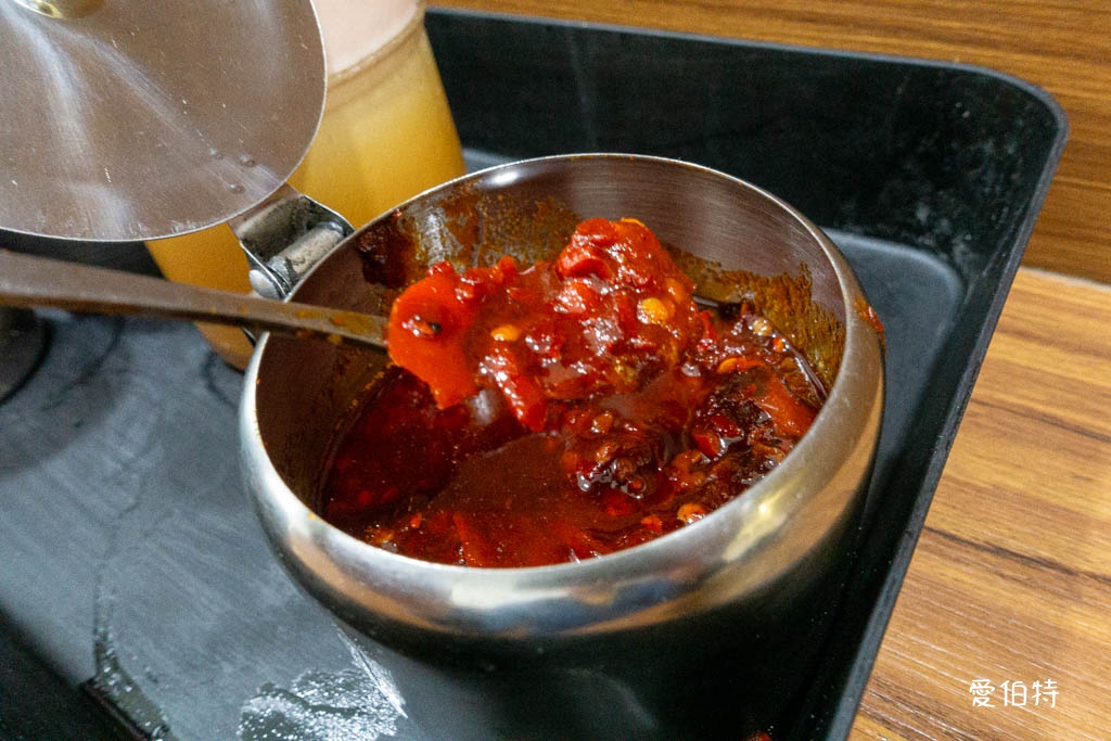 桃園麵線推薦｜無敵號赤肉麵線桃園店，湯頭美味，蚵仔大腸都好吃 @愛伯特