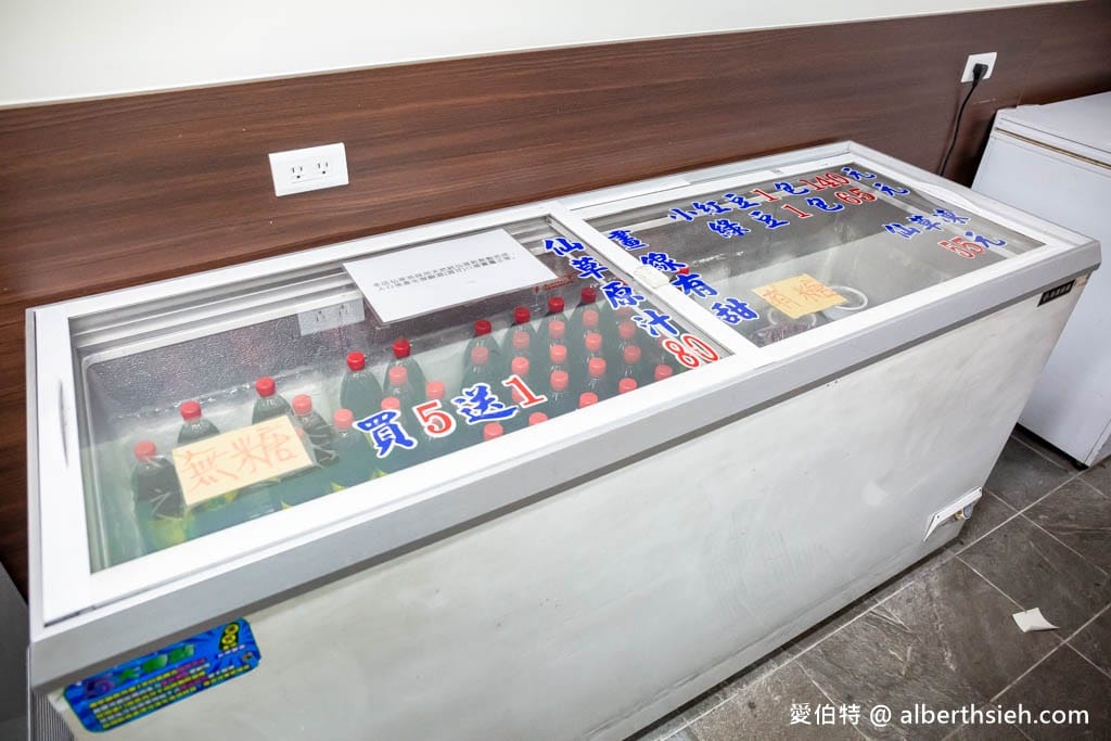 中壢上輝仙草豆花店，免費仙草茶隨你喝，在地30年