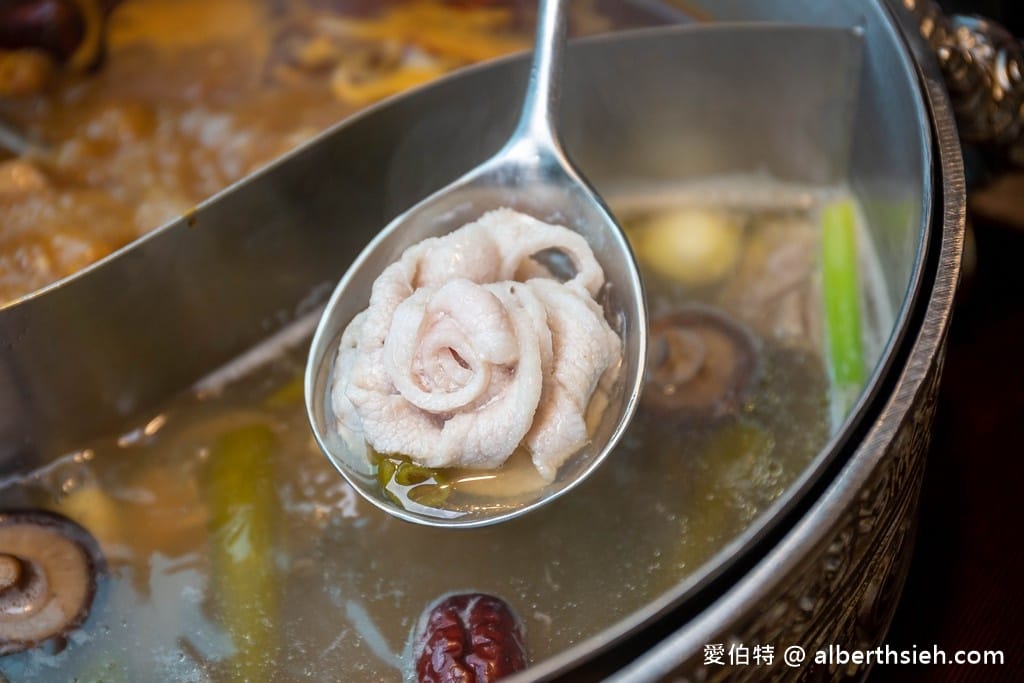 問鼎皇上吉祥麻辣養生鍋-桃園藝文店|16種哈根達斯吃到飽 - 第25張圖 問鼎皇上吉祥麻辣養生鍋-桃園藝文店|16種哈根達斯吃到飽