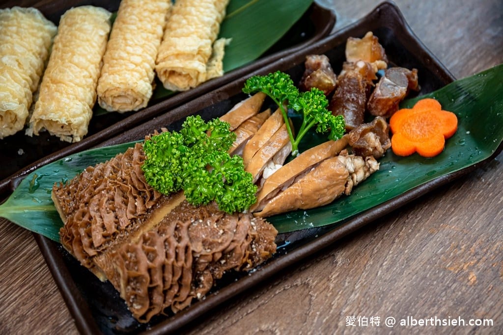 問鼎皇上吉祥麻辣養生鍋-桃園藝文店|16種哈根達斯吃到飽 - 第33張圖 問鼎皇上吉祥麻辣養生鍋-桃園藝文店|16種哈根達斯吃到飽
