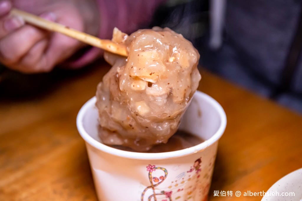 彰化北斗宵夜美食｜小林魯肉香，塞車意外發現的人氣排隊滷肉飯