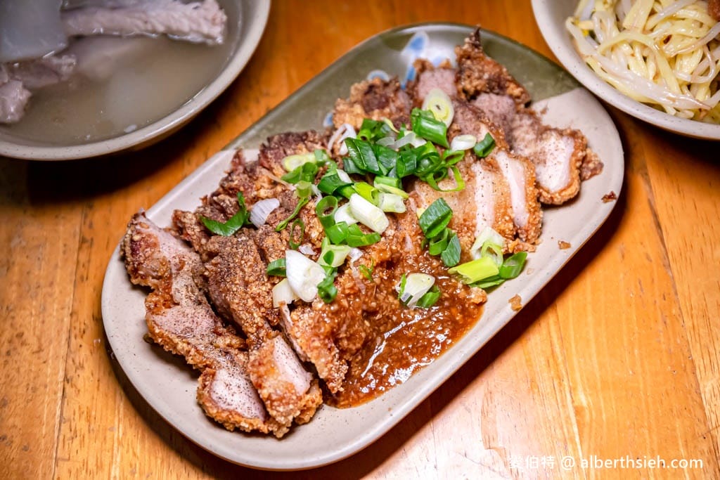 彰化北斗宵夜美食｜小林魯肉香，塞車意外發現的人氣排隊滷肉飯