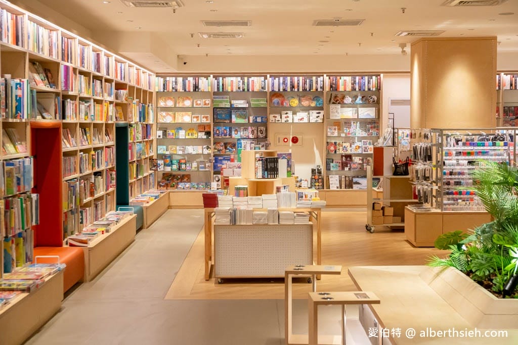 桃園蔦屋書店/WIRED TOKYO藝文店，融合書香與咖啡香