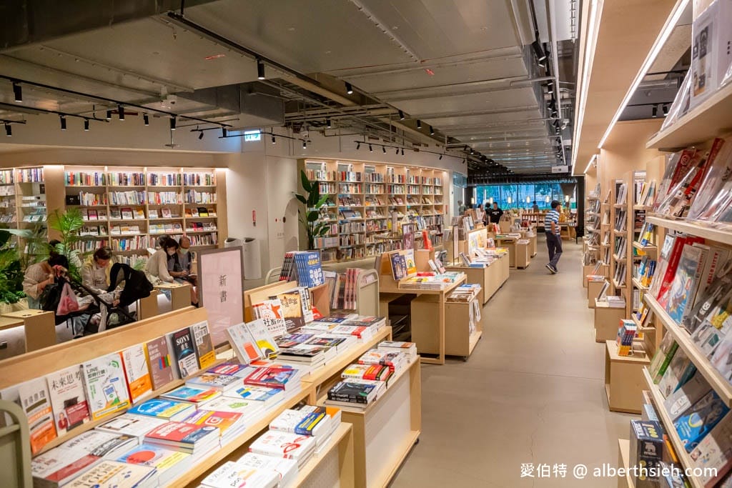 桃園蔦屋書店/WIRED TOKYO藝文店，融合書香與咖啡香