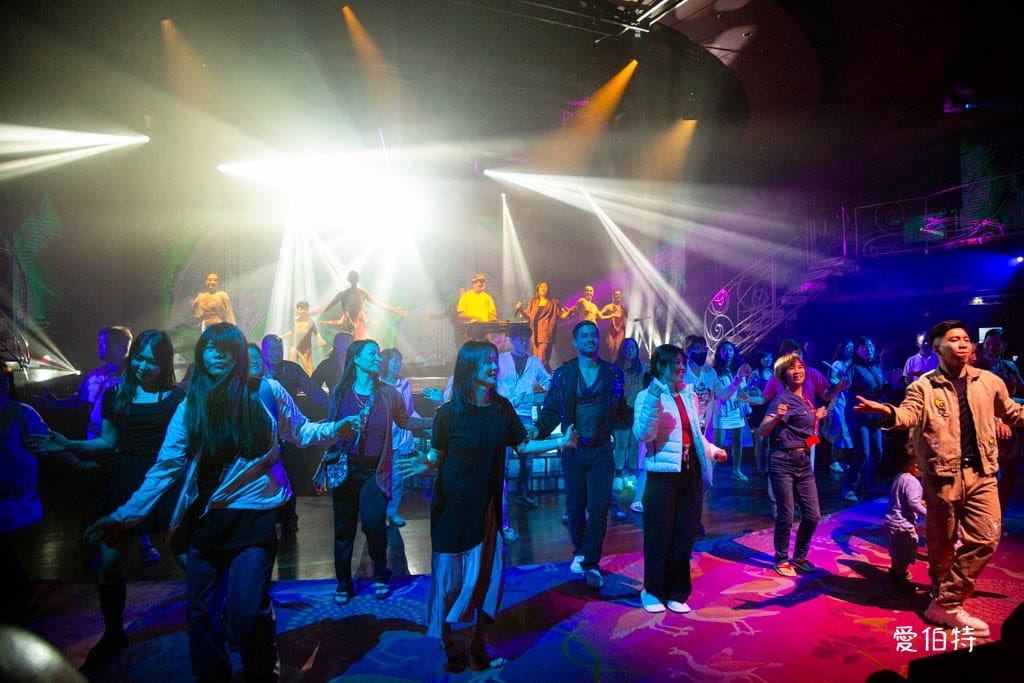麗星郵輪探索星號｜星座劇院舞台秀show百老匯級表演免費必看