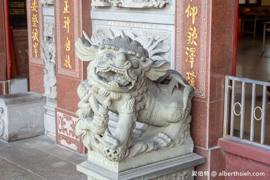 桃園平鎮廣隆宮｜全台最大最高坐姿石雕土地公